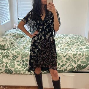 ❌DONATED❌ Floral Midi Dress